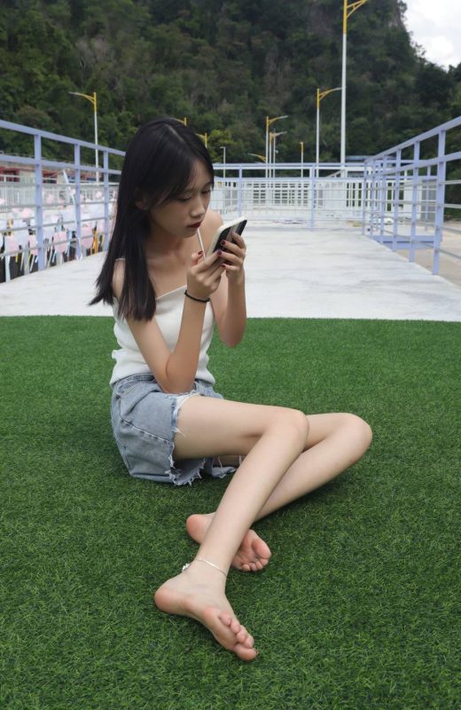 休闲清爽穿搭少女，简约又有气质。-桃雾阁